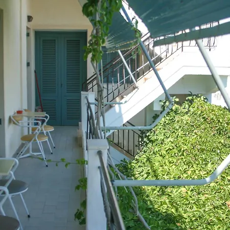 George * Livadia (Tilos)